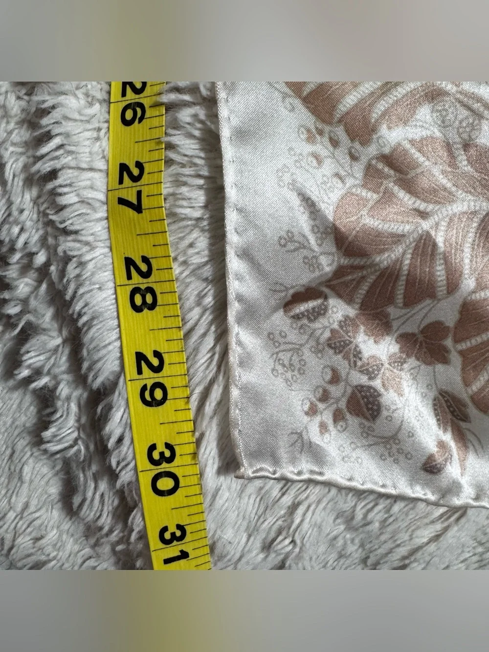 Smithsonian Heritage Collection Floral Satin Scarf 29” Ivory Tan Vintage Style